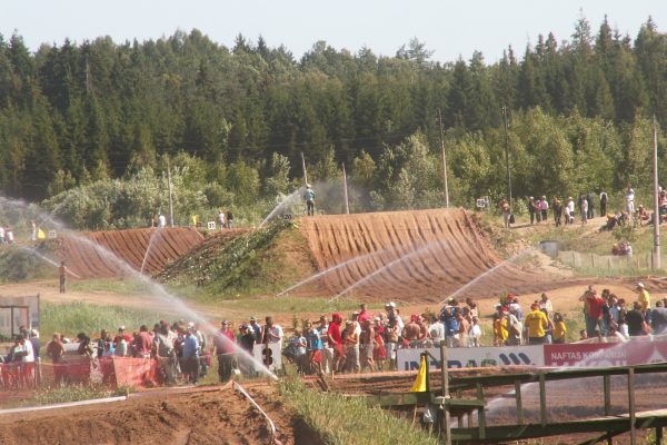 STARPTAUTISKĀS  KATEGORIJAS MOTOTRASE ZELTA ZIRGS